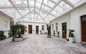 oompH Koszyki Luxurious Apartments